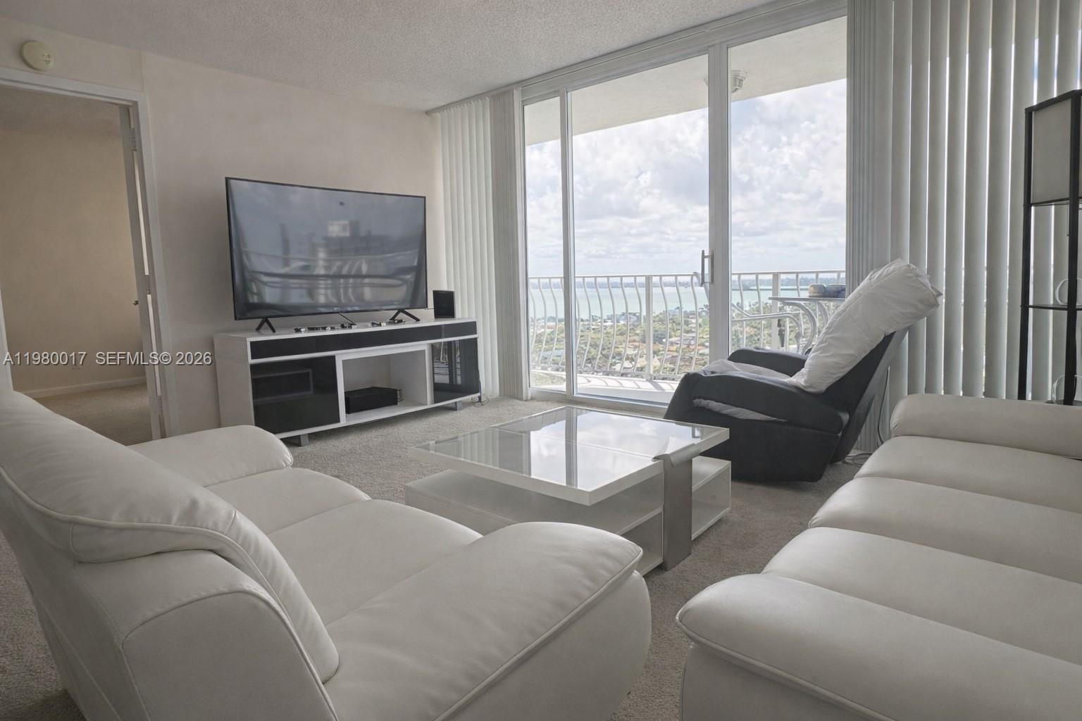 7601 E Treasure Dr 1803