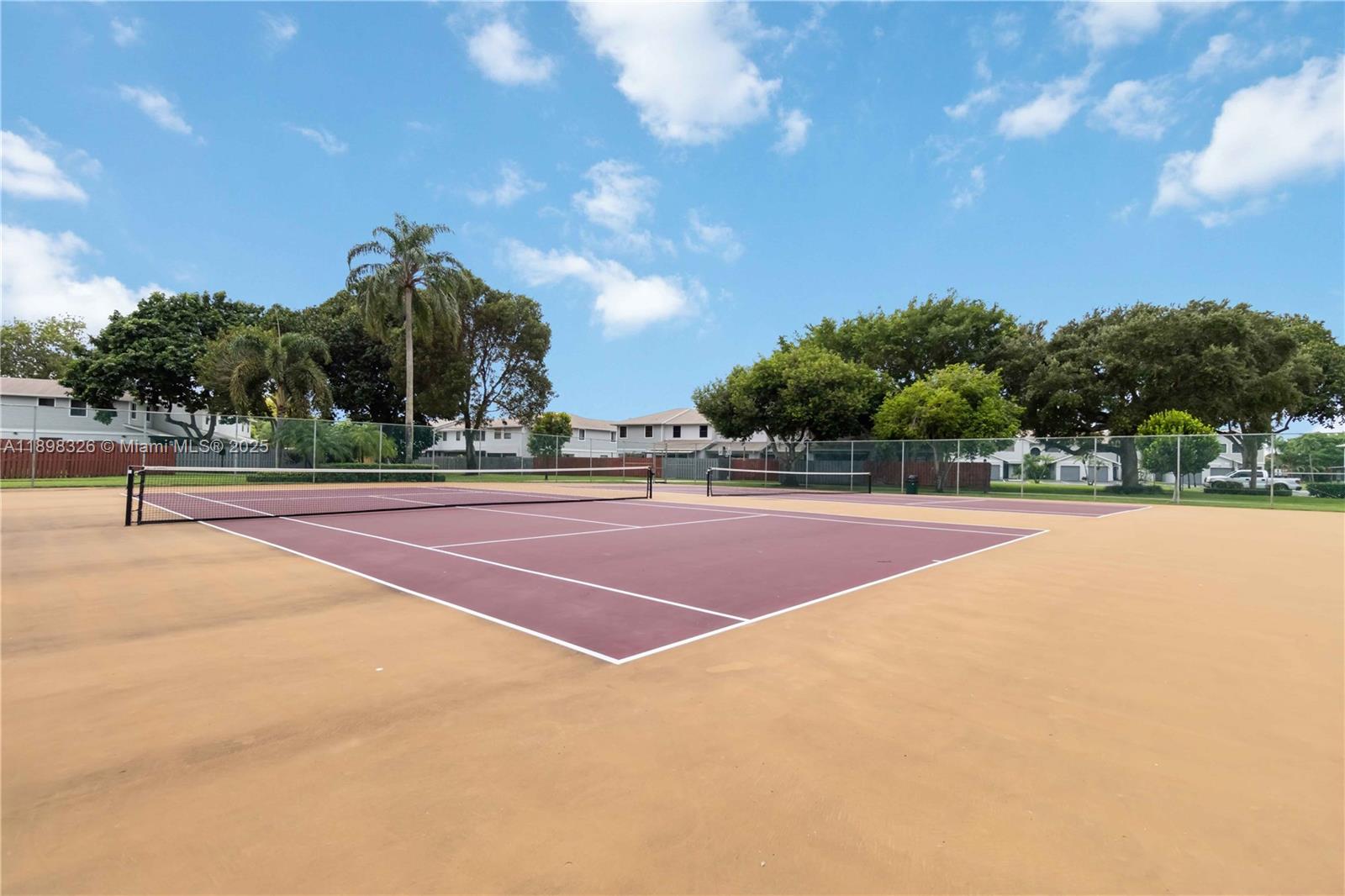 PEMBROKE POINTE SEC ONE - Residential
