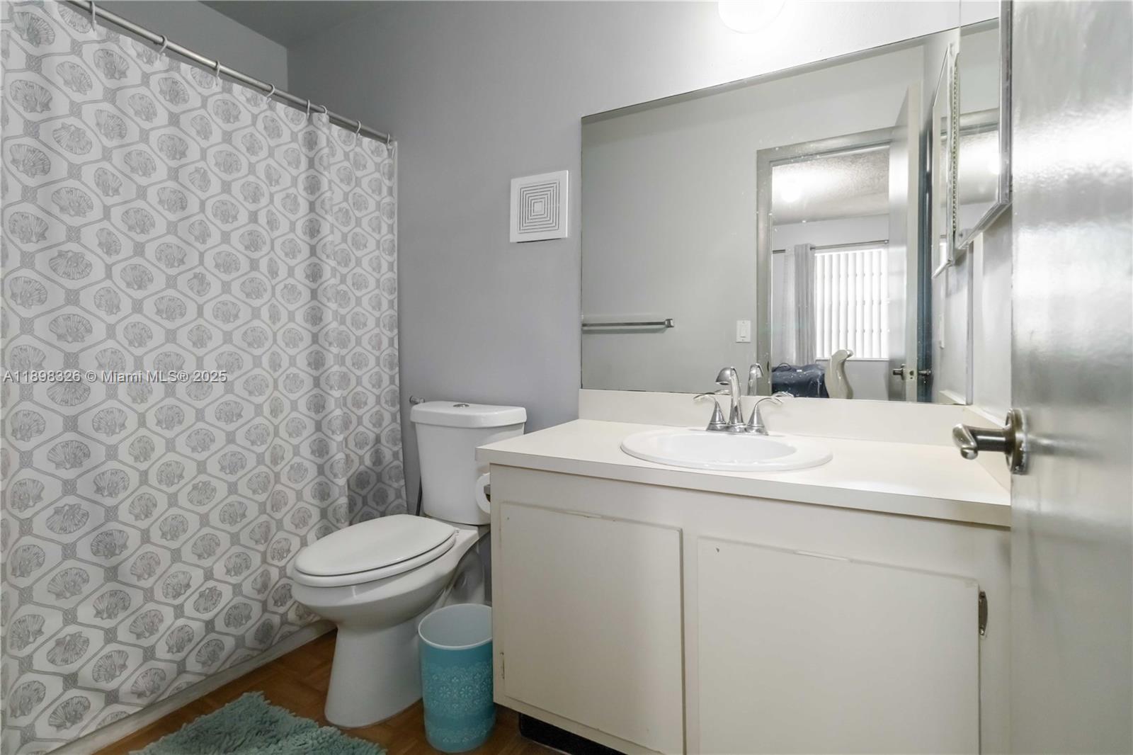 PEMBROKE POINTE SEC ONE - Residential