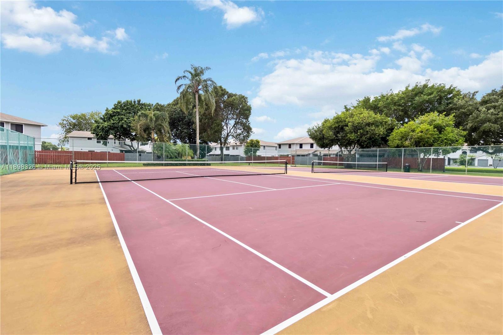 PEMBROKE POINTE SEC ONE - Residential