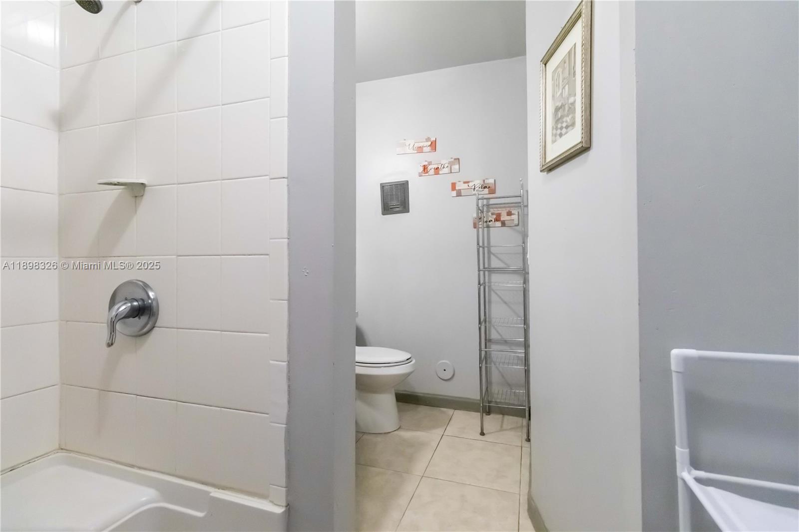 PEMBROKE POINTE SEC ONE - Residential