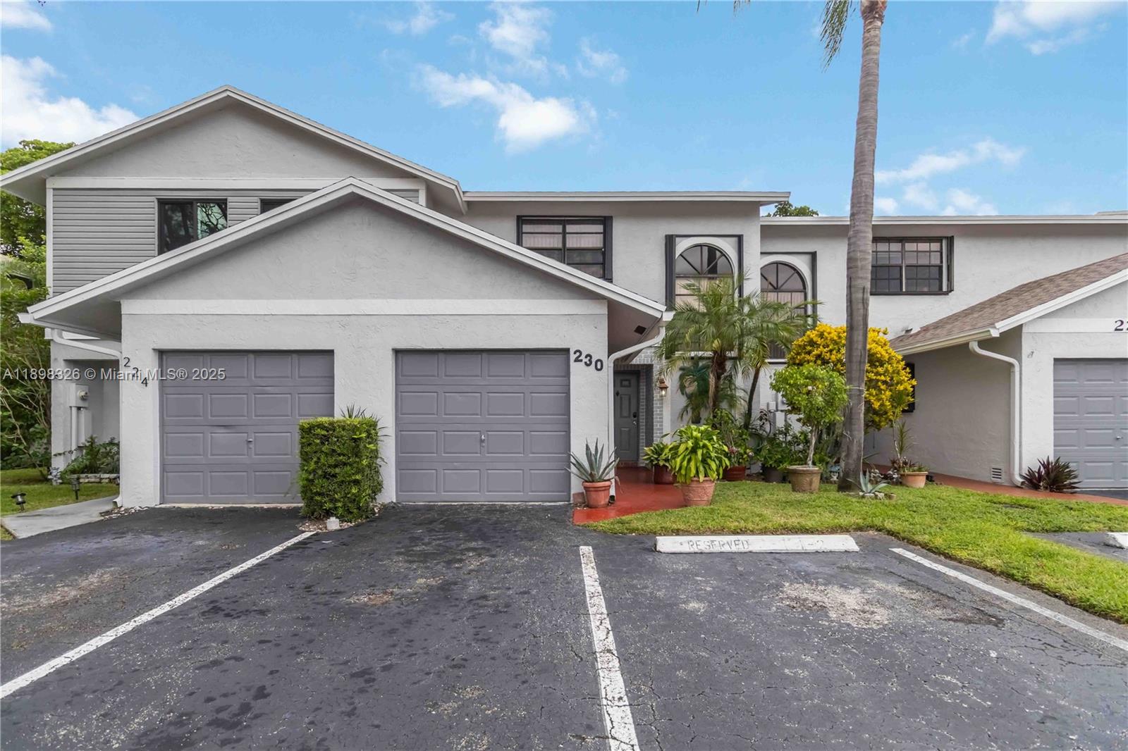 PEMBROKE POINTE SEC ONE - Residential