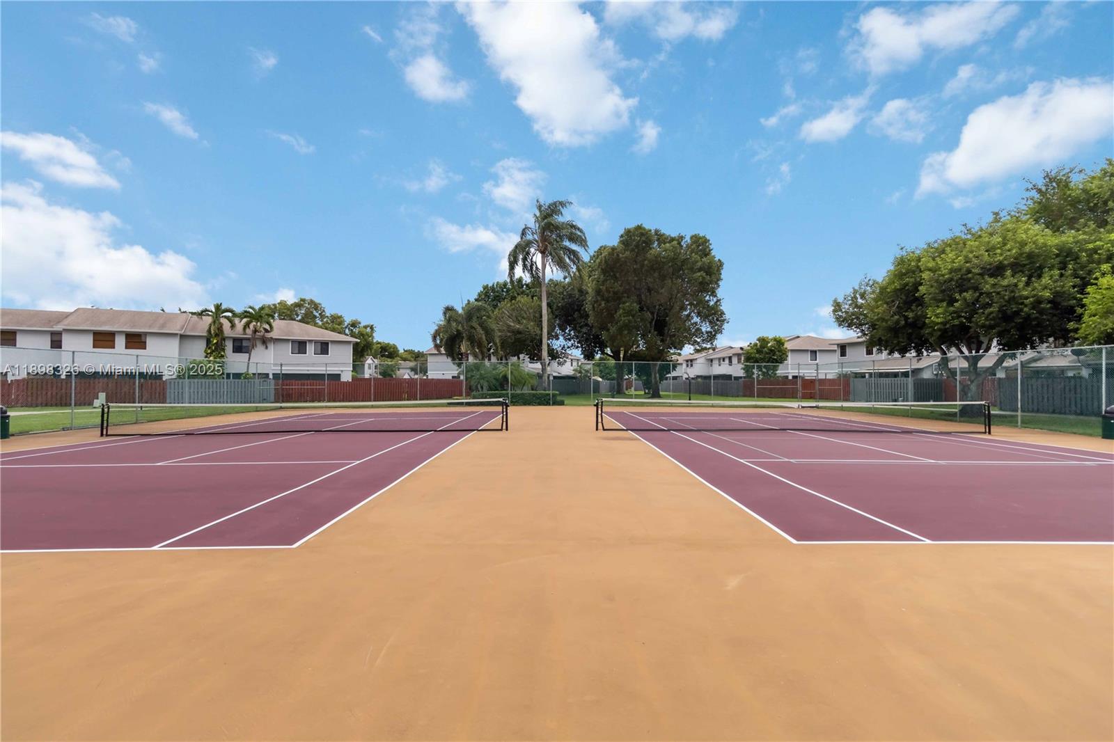 PEMBROKE POINTE SEC ONE - Residential