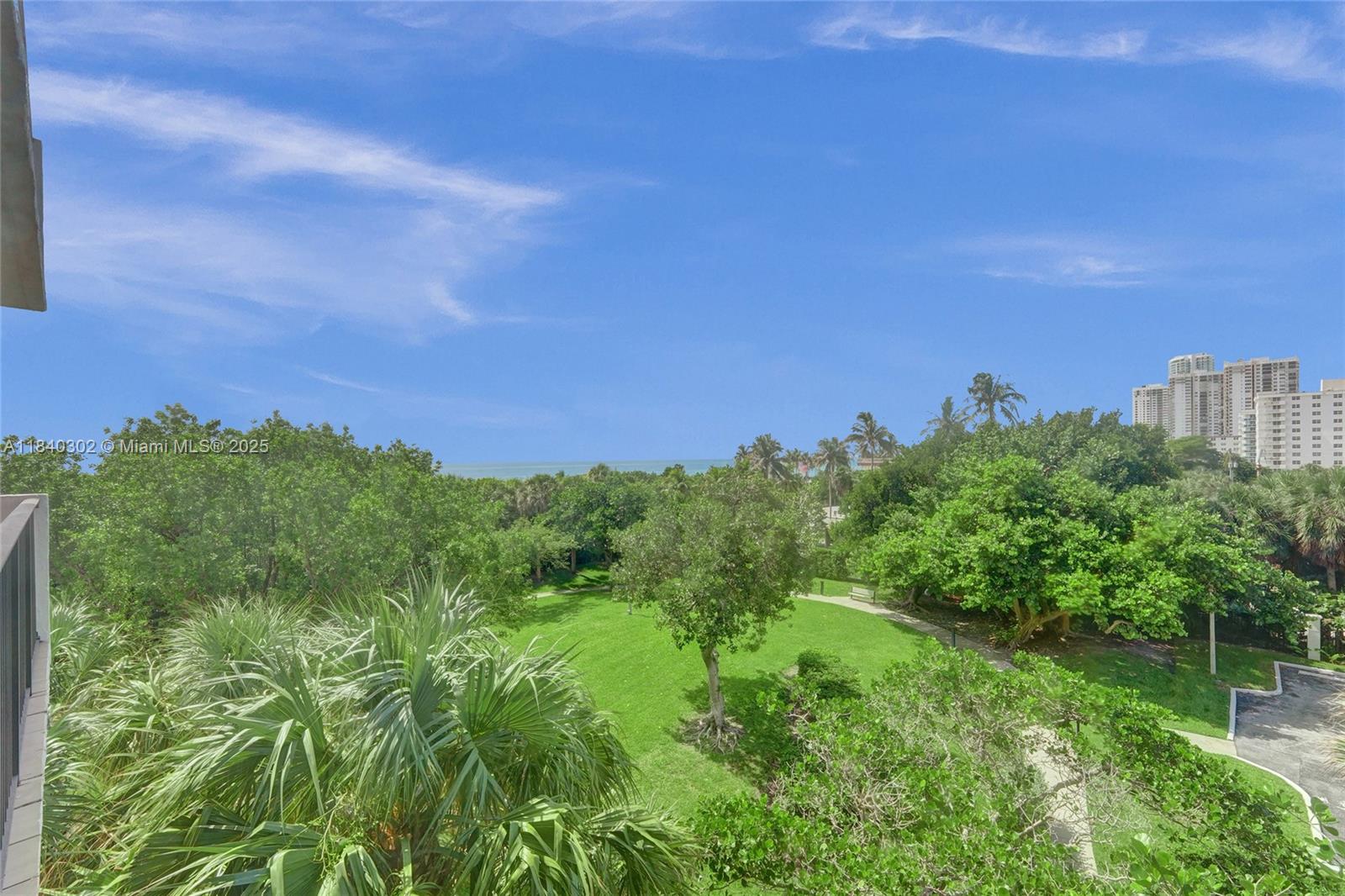 1201 S Ocean Dr 402S, Hollywood, FL, 33019/$700,000 4 1201 S Ocean Dr 402S