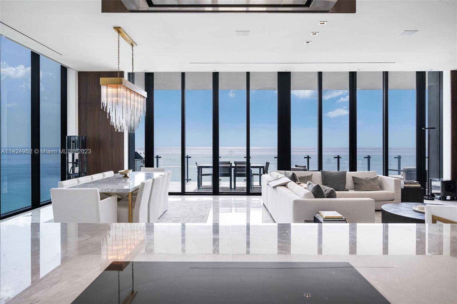 MUSE CONDO - Residential