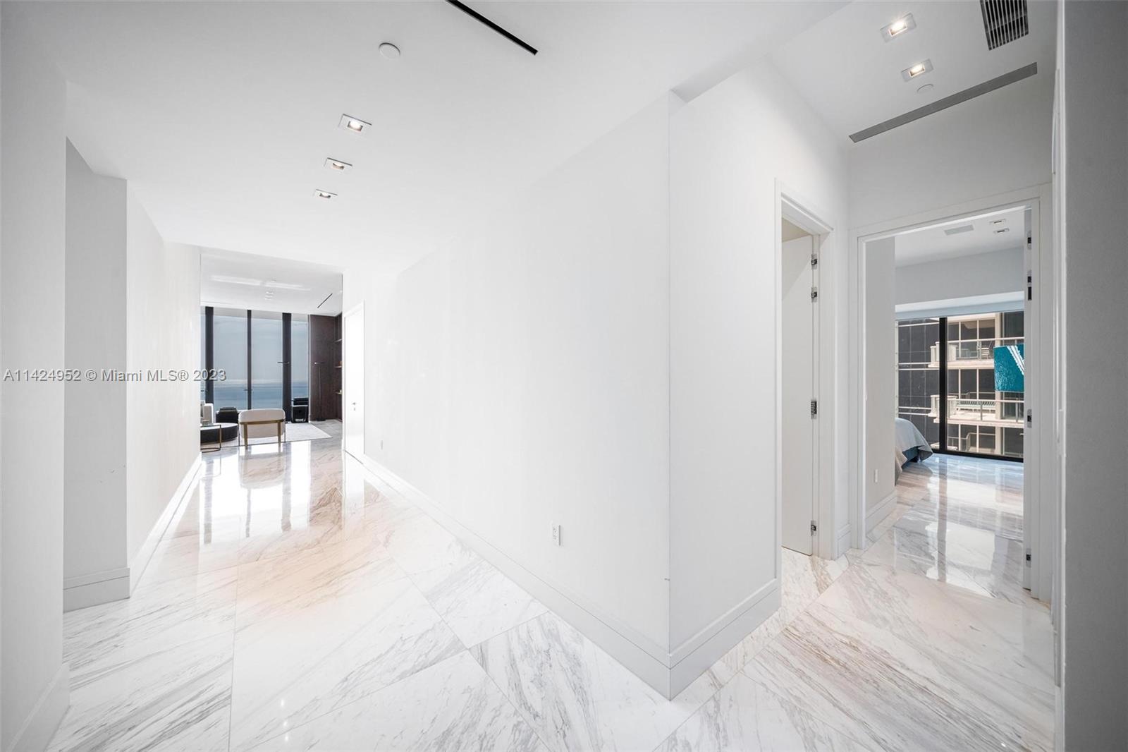 MUSE CONDO - Residential