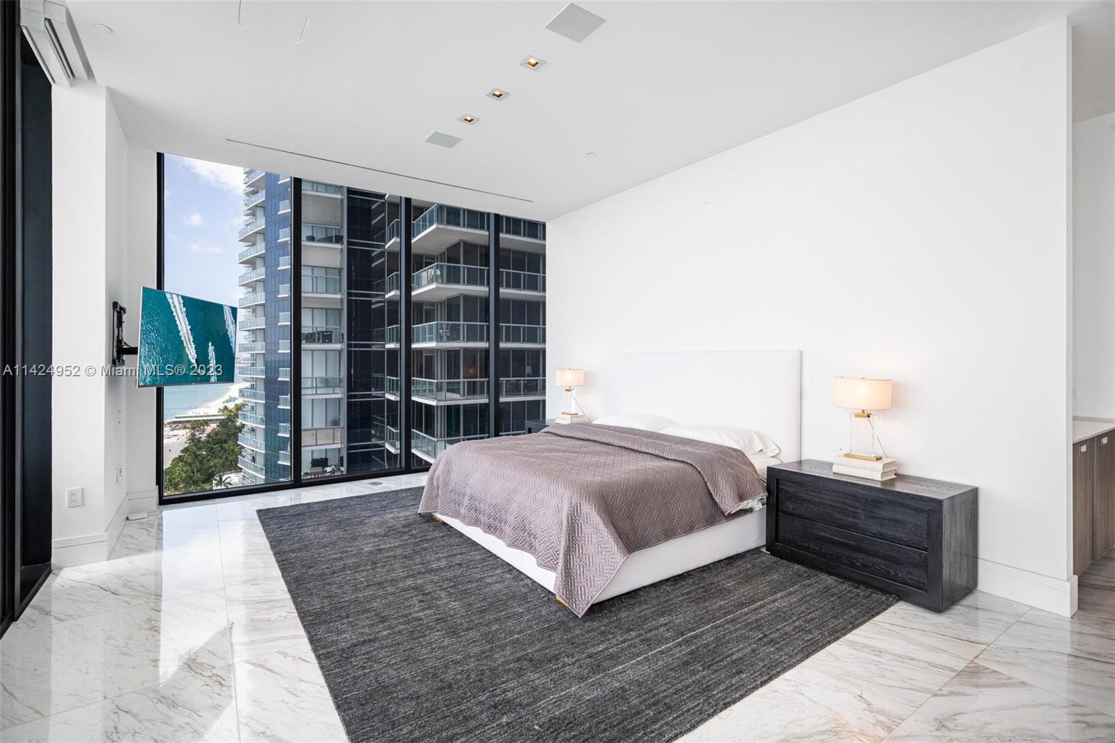 MUSE CONDO - Residential