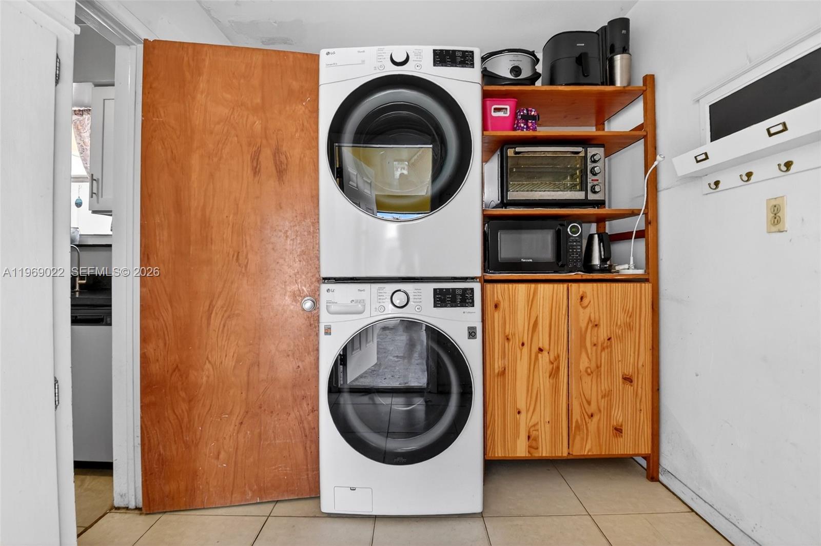 WEST SIDE HEIGHTS DELRAY - Residential