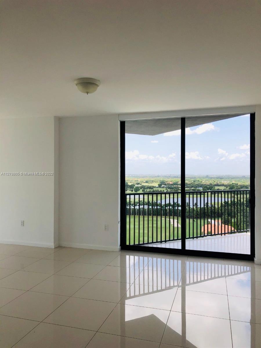 5252 PASEO CONDO - Residential