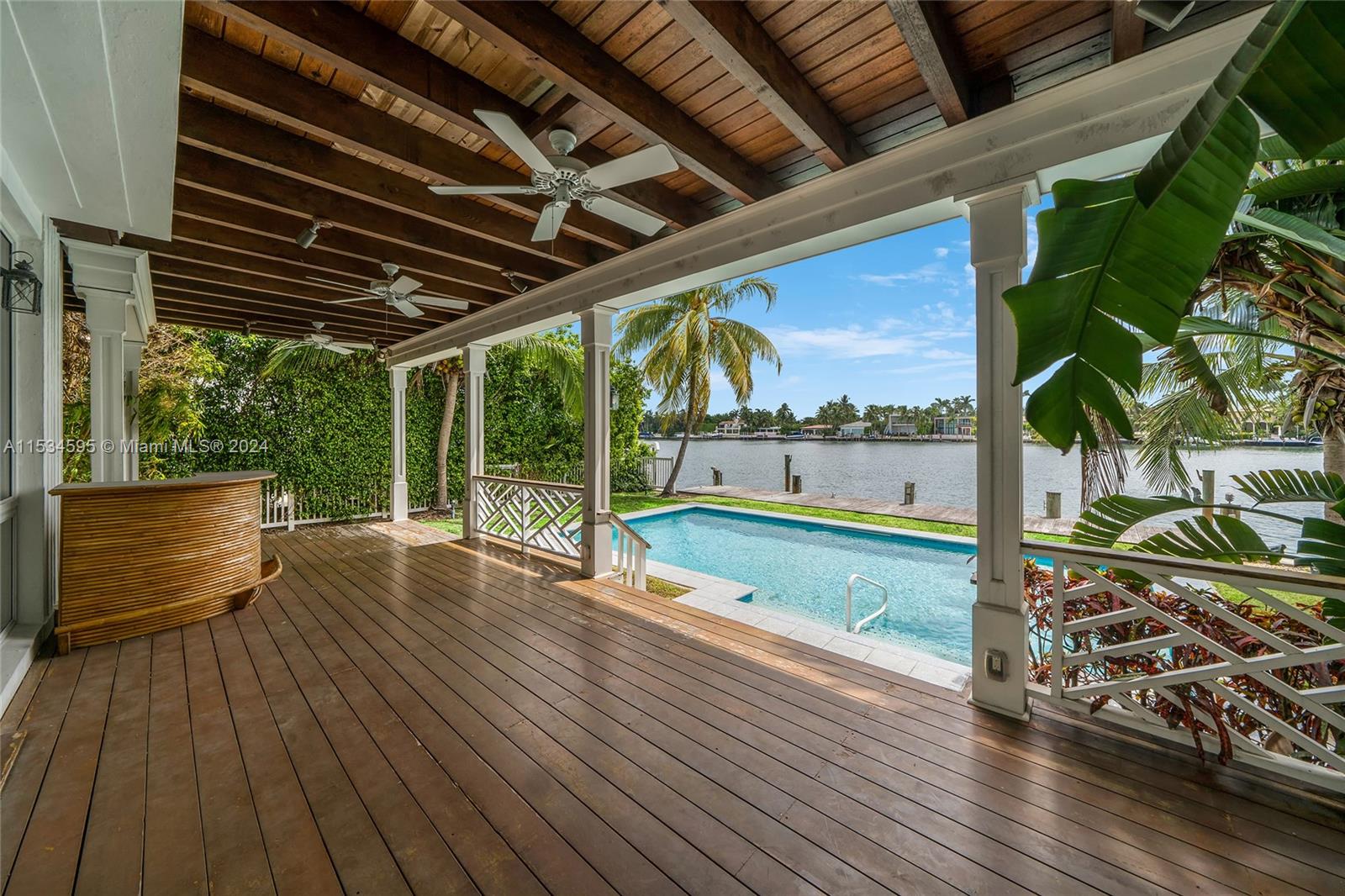 SAN MARINO ISLAND - Residential