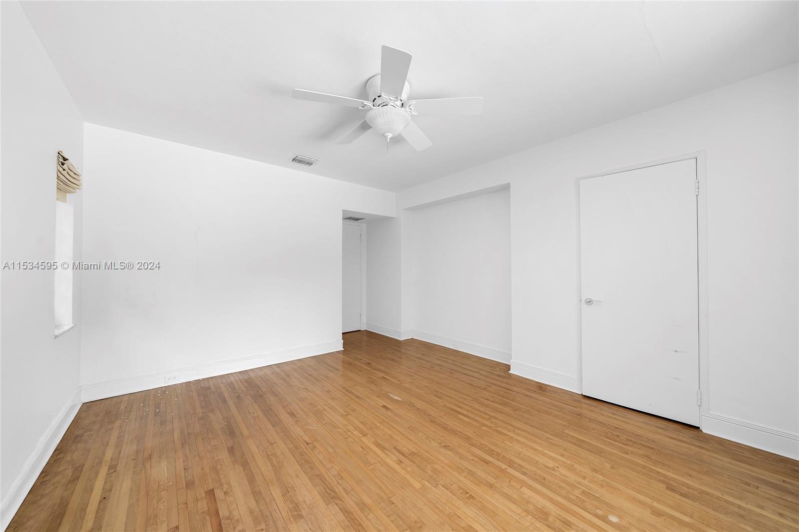 SAN MARINO ISLAND - Residential