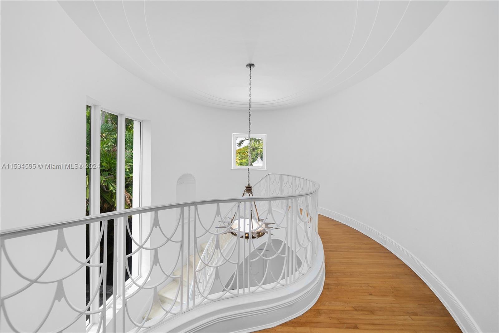 SAN MARINO ISLAND - Residential