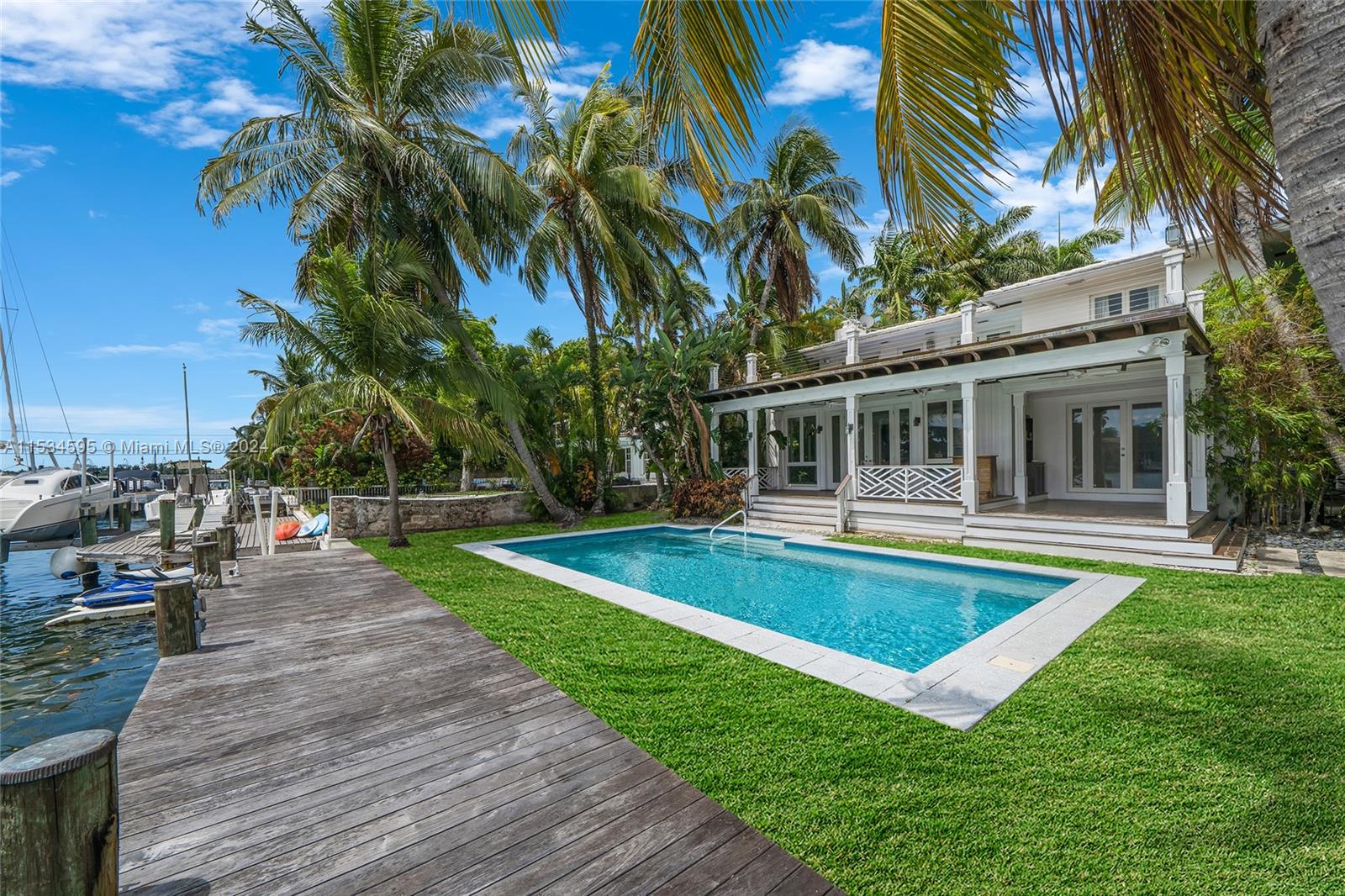 SAN MARINO ISLAND - Residential