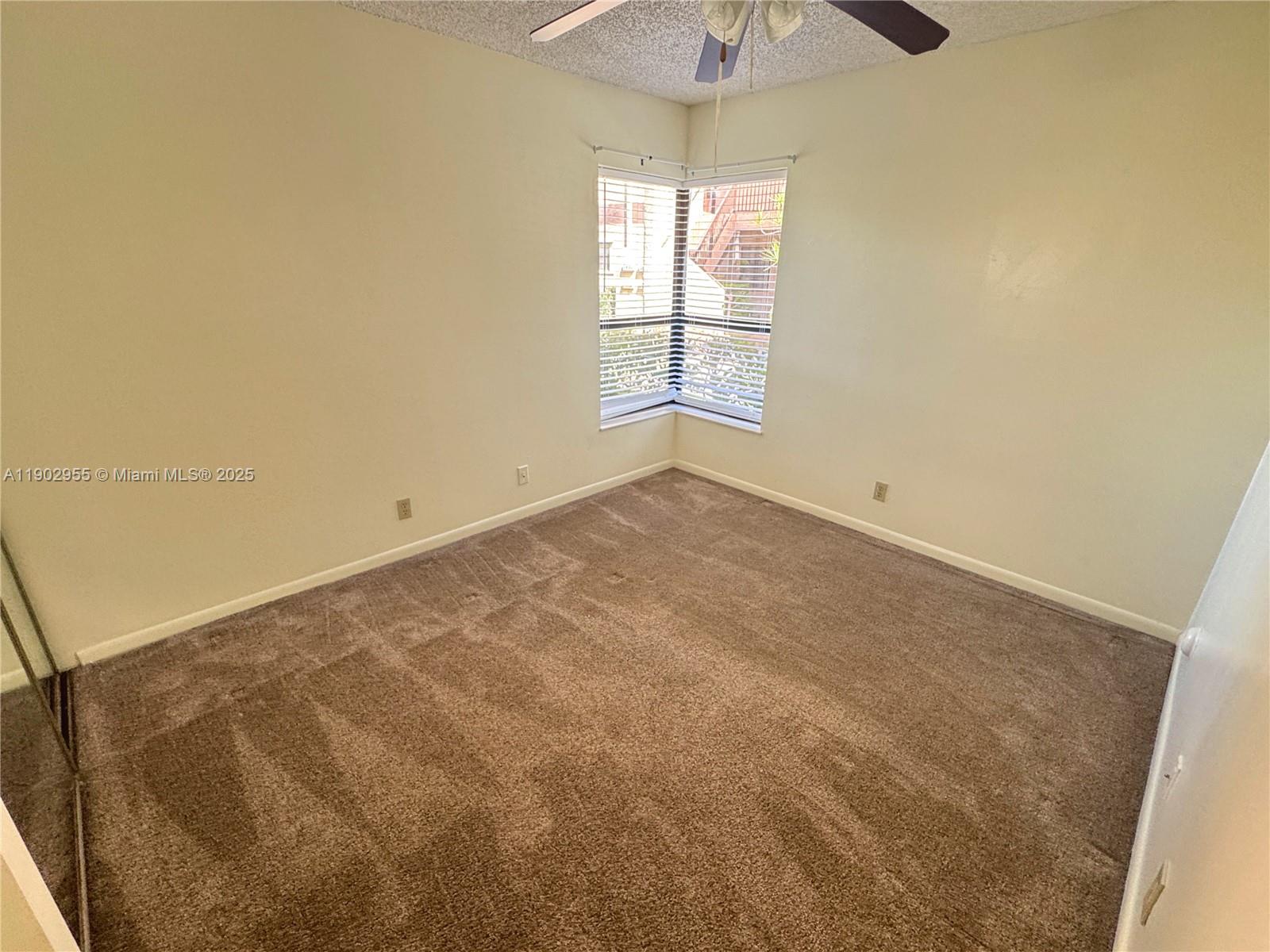 APPLEWOOD VILLAGE 1-C CON - Residential Lease