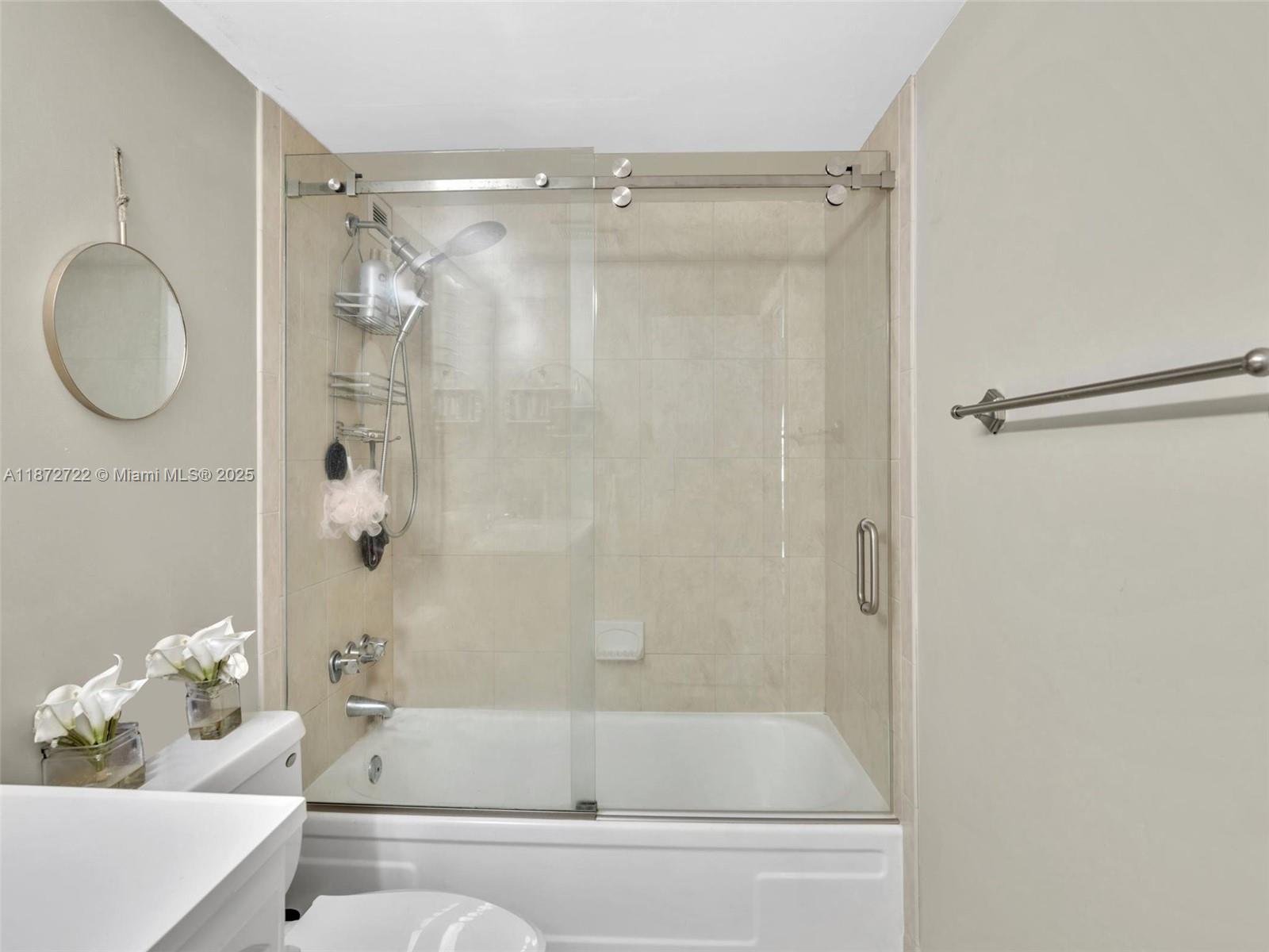 COMMODORE PLAZA CONDO - Residential