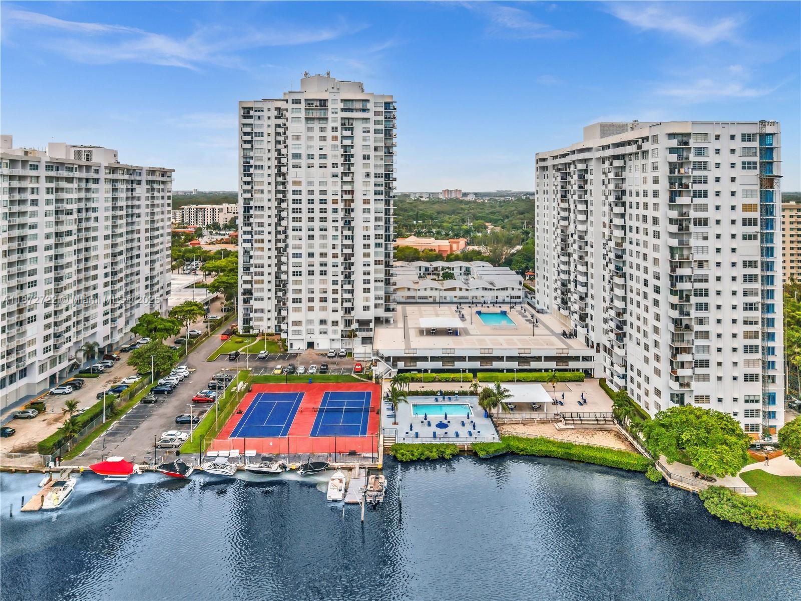 COMMODORE PLAZA CONDO - Residential