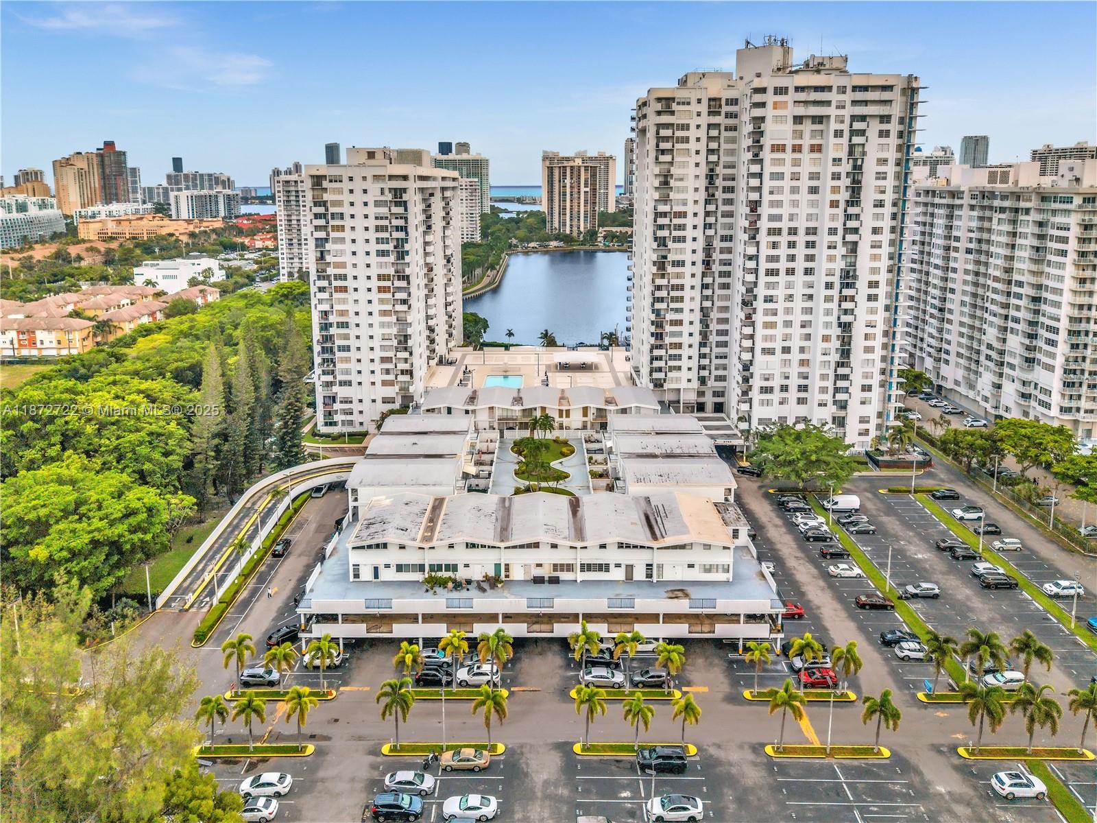 COMMODORE PLAZA CONDO - Residential