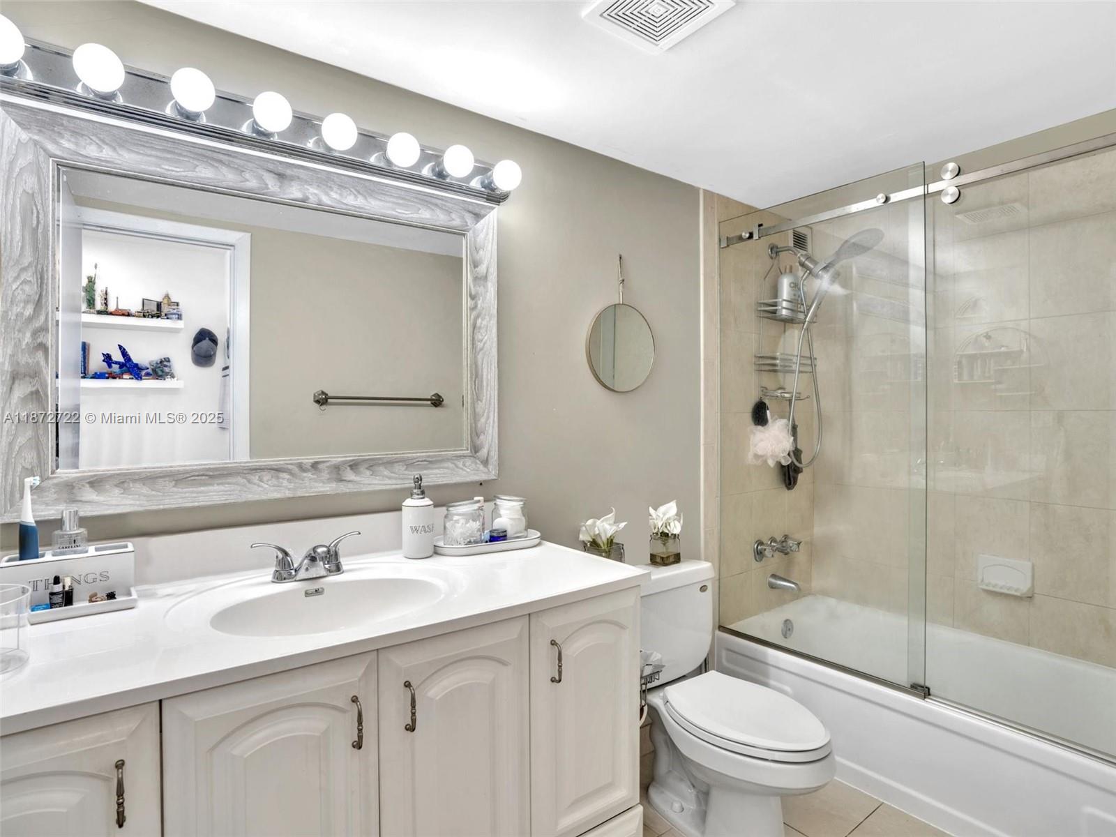 COMMODORE PLAZA CONDO - Residential