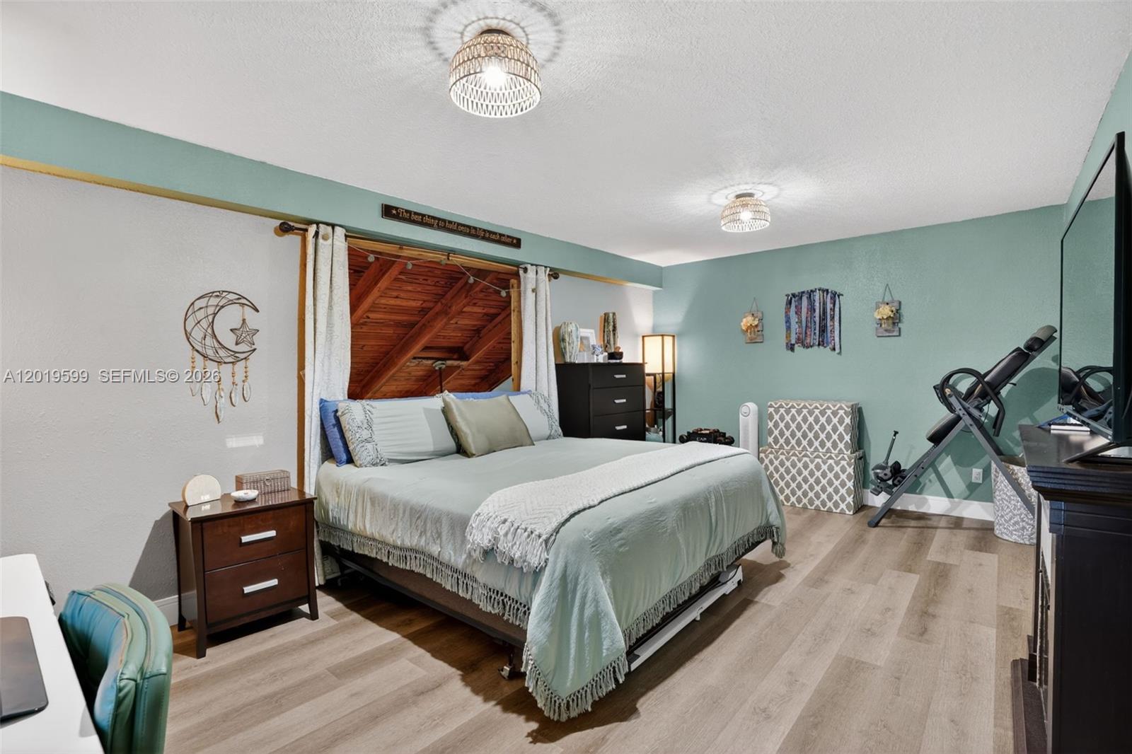 EVERGLADES SUGAR & LAND C - Residential