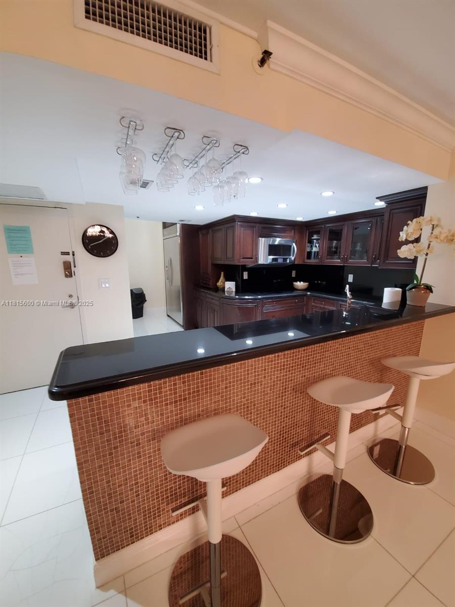 THE GRAND FKA VENETIA - Residential Lease