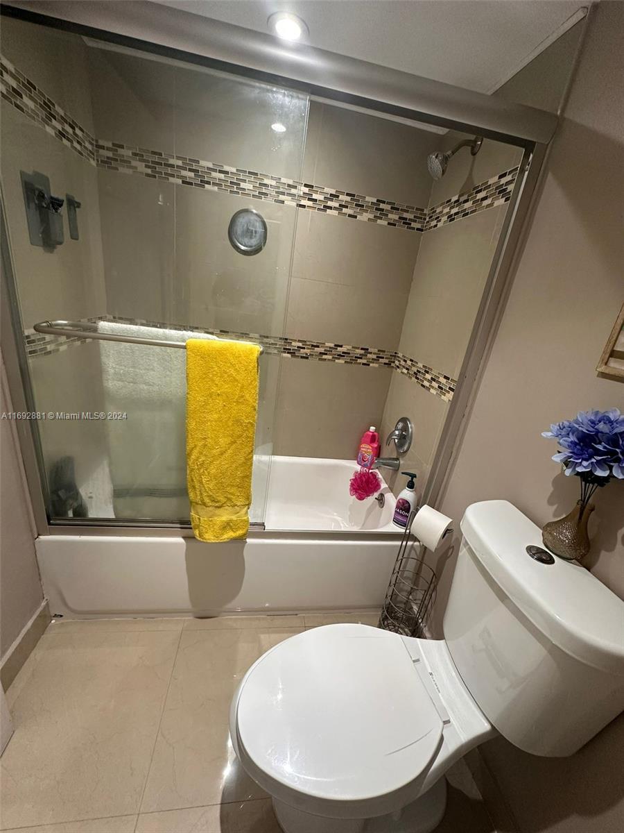 COCO WOOD CONDO - Residential