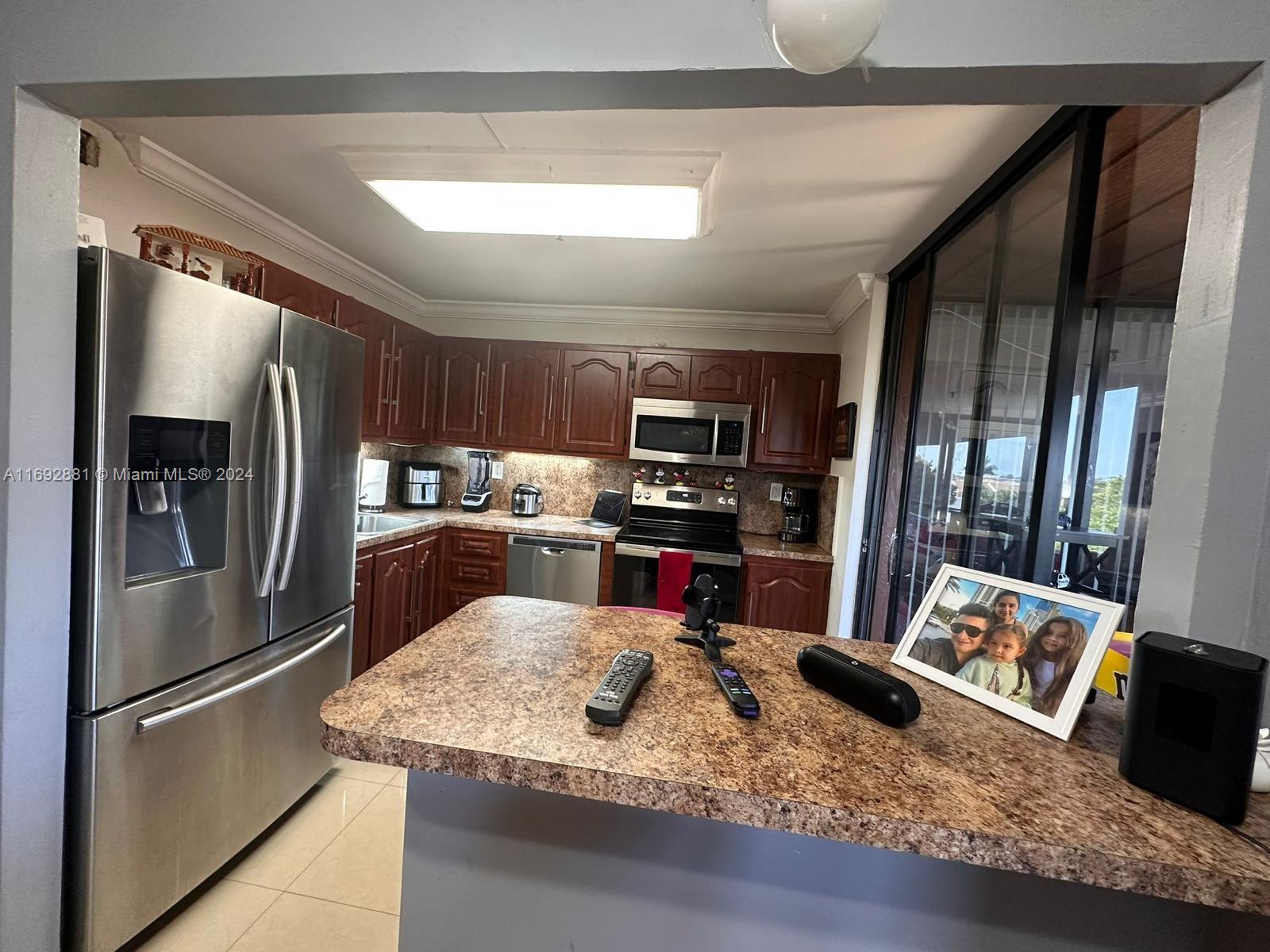 COCO WOOD CONDO - Residential