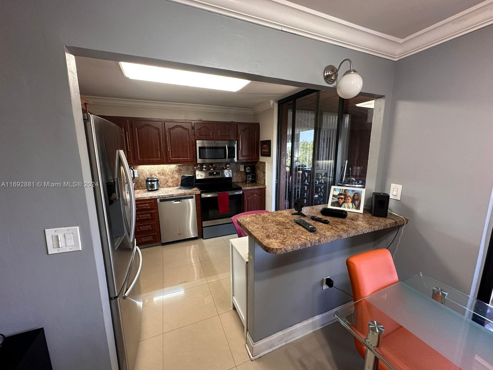 COCO WOOD CONDO - Residential