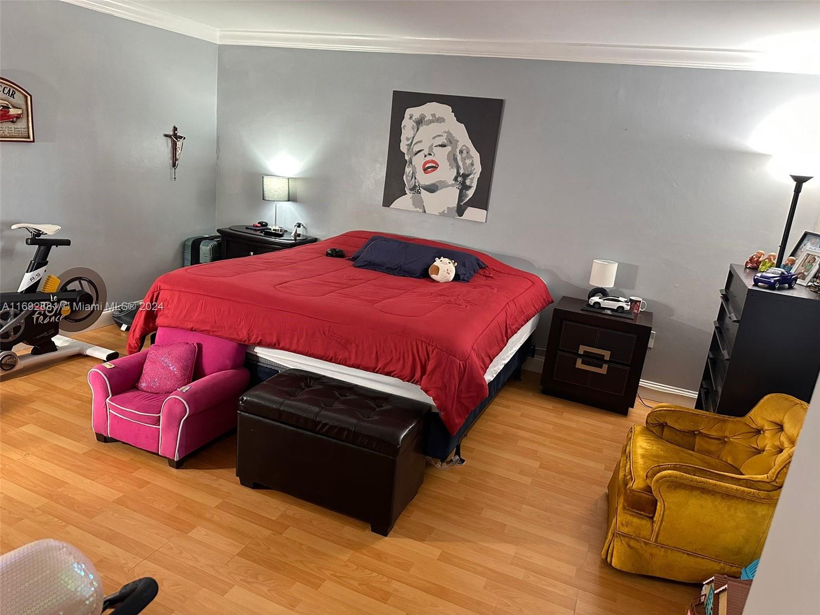 COCO WOOD CONDO - Residential