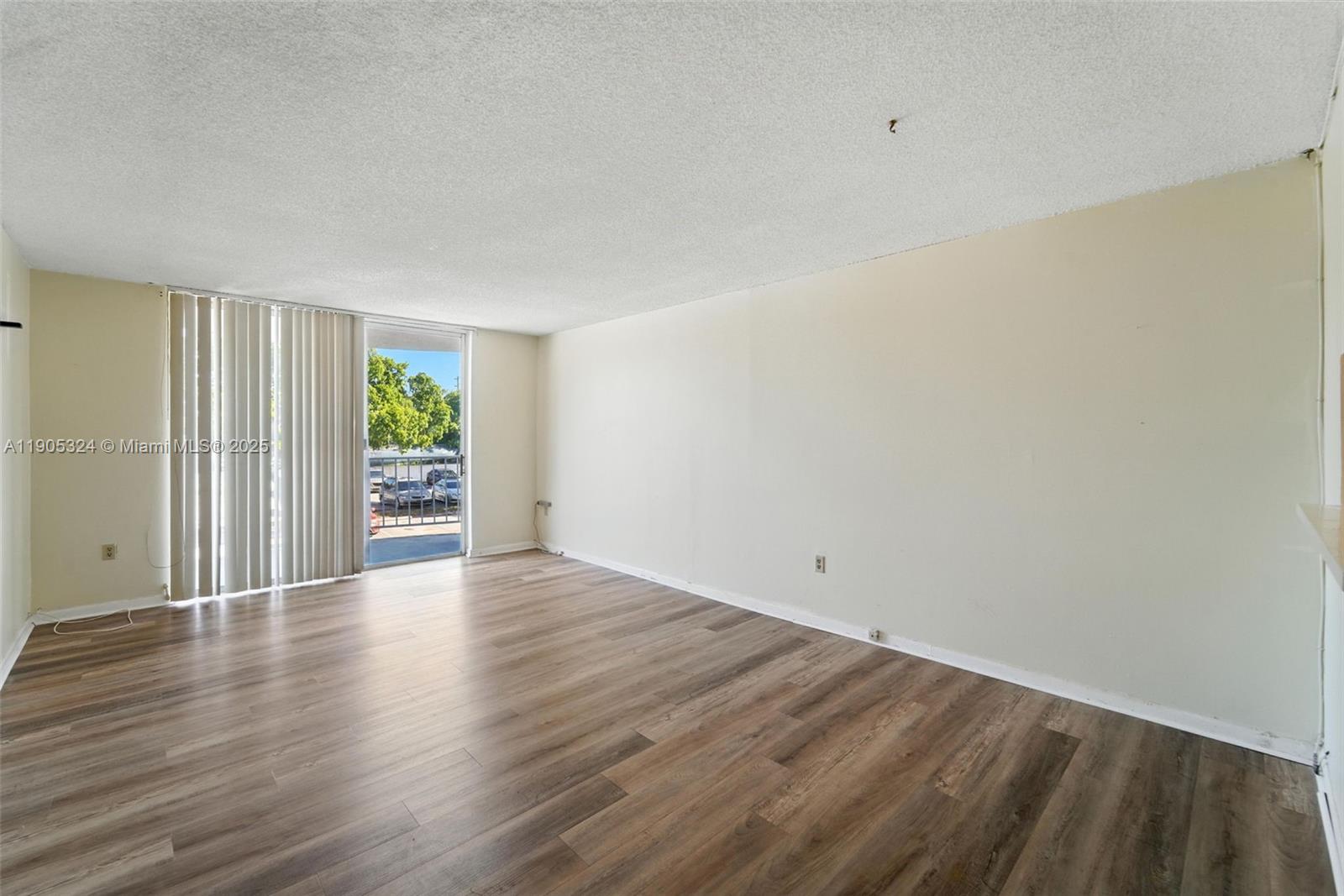 MONTECARLO CONDO - Residential Lease