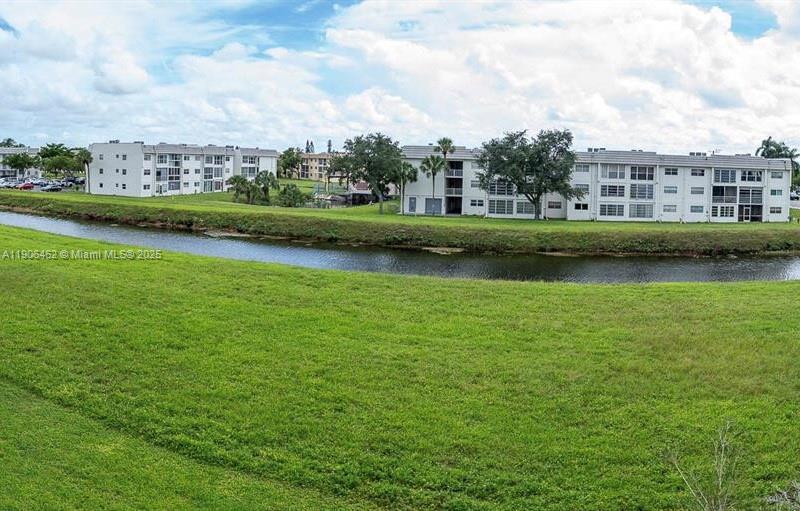 SUN RUN CONDO - Residential