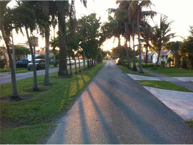 BISCAYNE SHORES CORR PLAT - Residential Lease