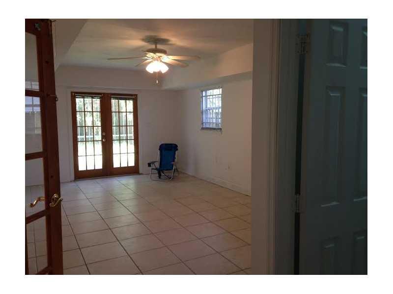 BISCAYNE SHORES CORR PLAT - Residential Lease