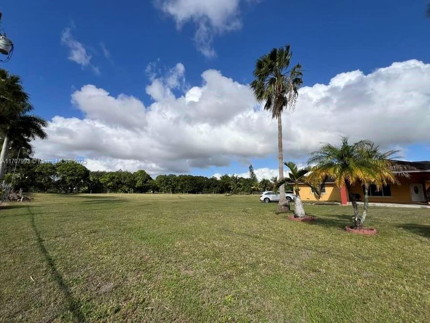 REDUCED REDUCED REDUCED !!! Spacious home. Large walk in closets in every room.  Move in condition on over 2 acres. Covered patio, Clean lot, fenced. Land has irrigation thru out. Vacant and easy to show.  Great home and investment. Call Co-L/A Ana Tavel-Paz. For showings and offers. Potential agricultural with irrigation system.