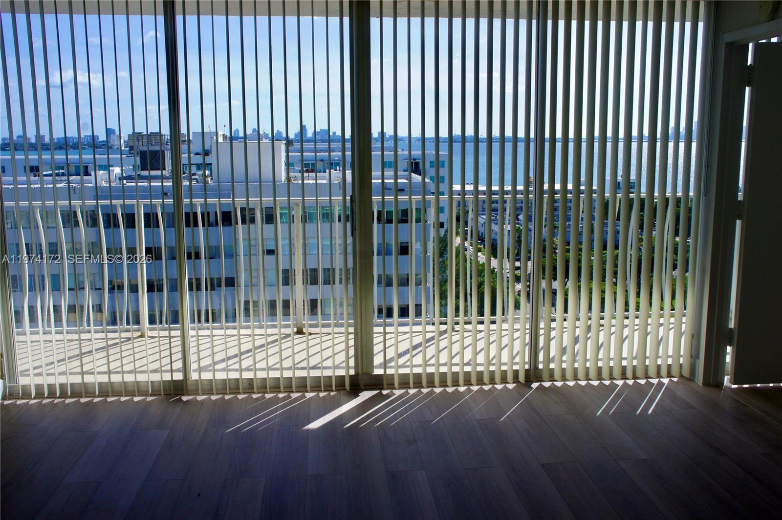 THE GRANDVIEW PALACE COND - Residential