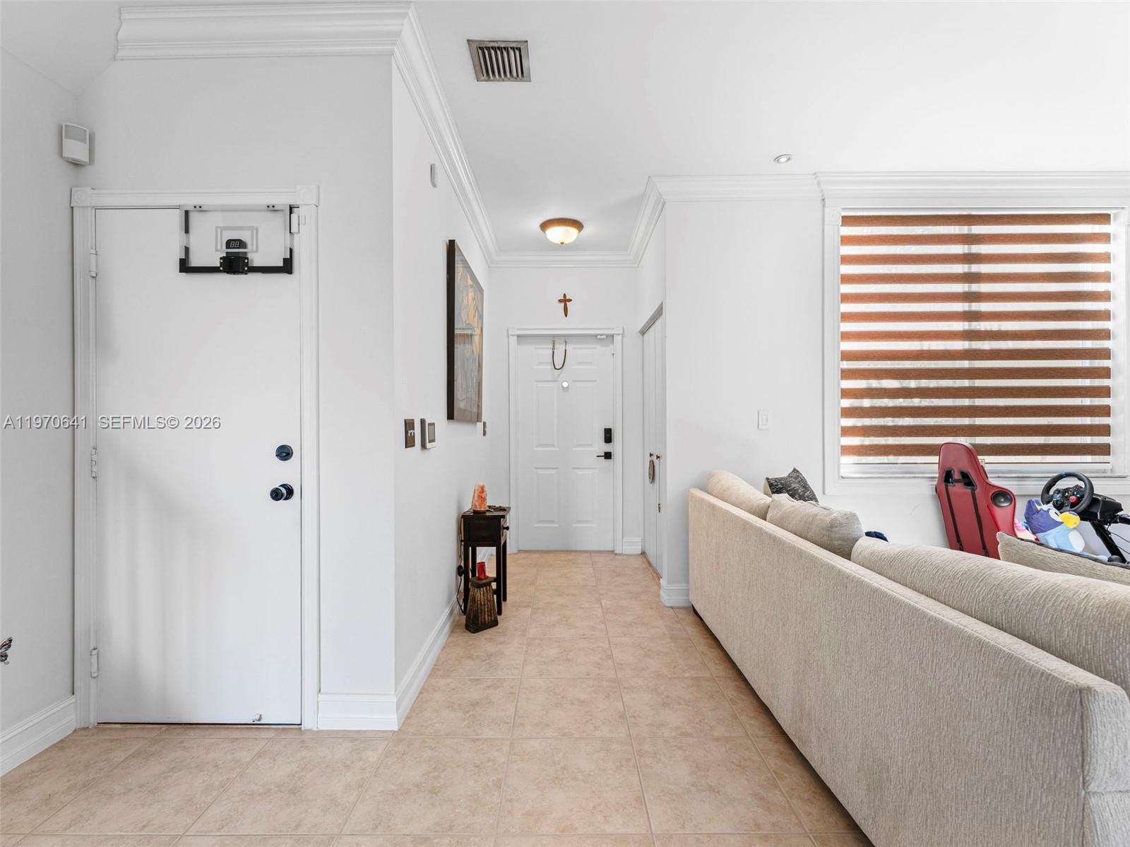 TOWNGATE - Residential