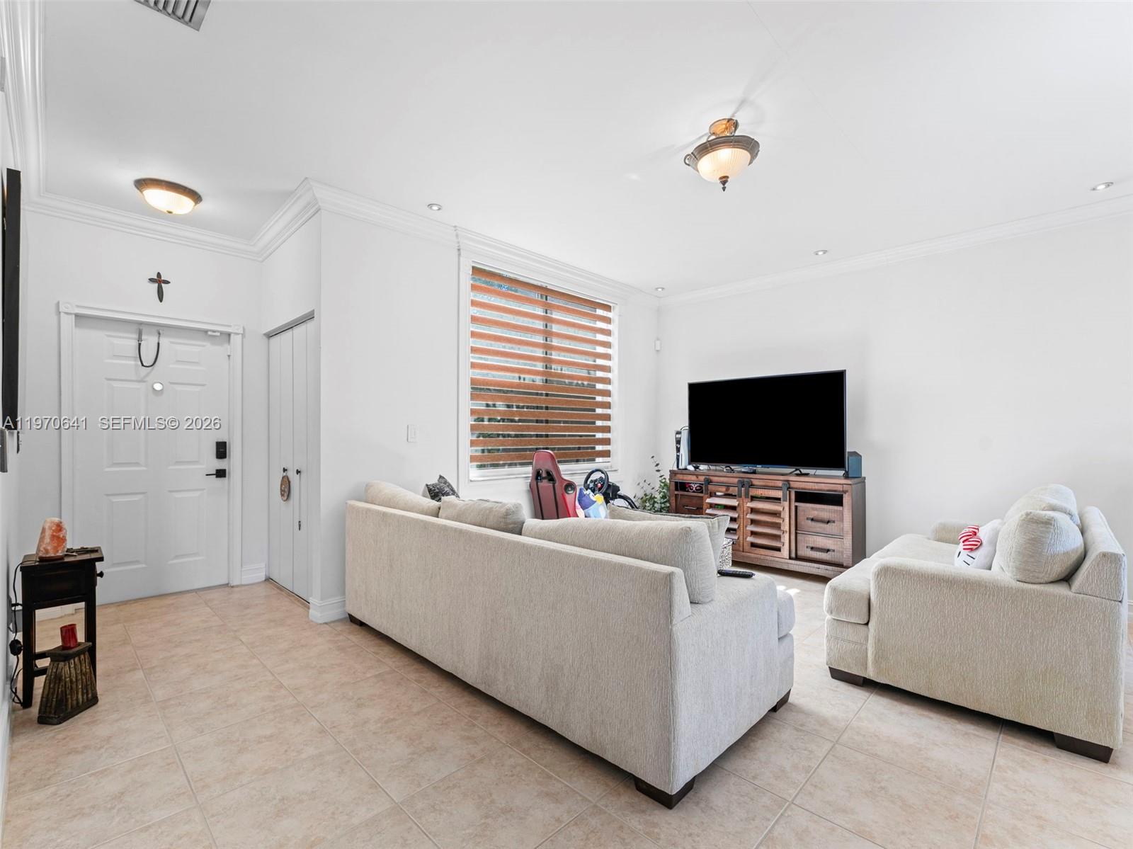 TOWNGATE - Residential