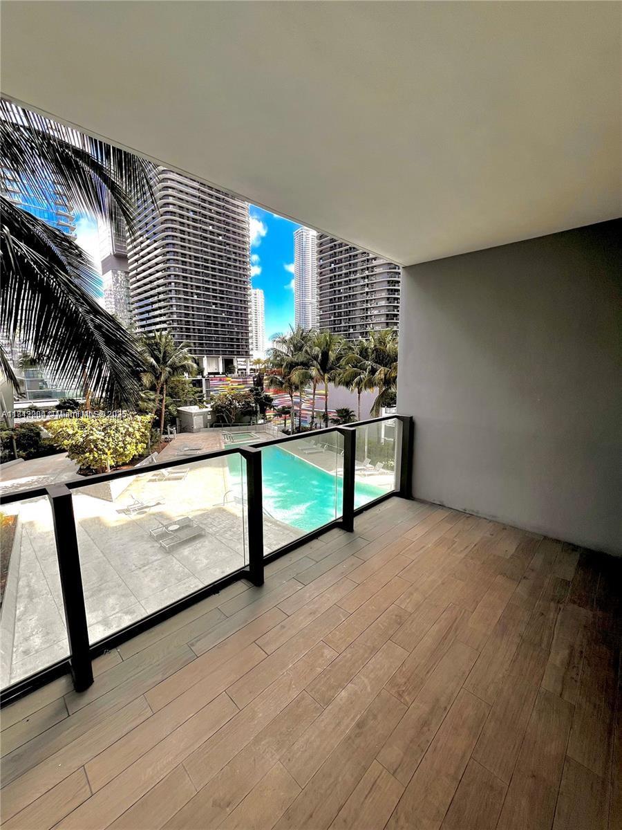 Rental Property at 88 Sw 7th St 803, Miami, Broward County, Florida - Bedrooms: 1 
Bathrooms: 2  - $4,300 MO.