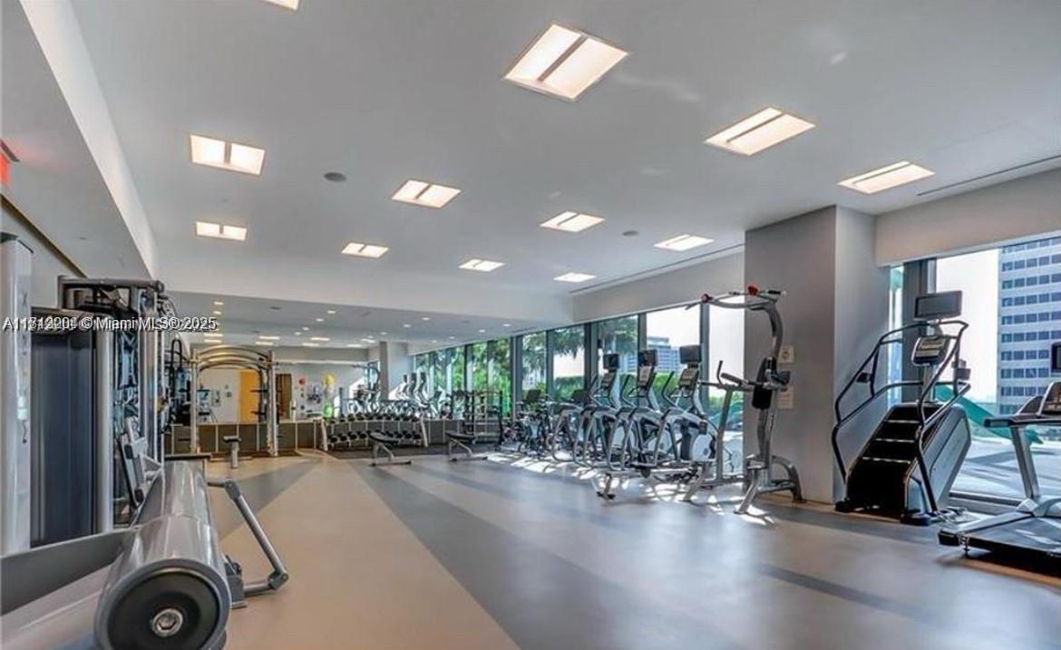 RISE CONDO - Residential Lease