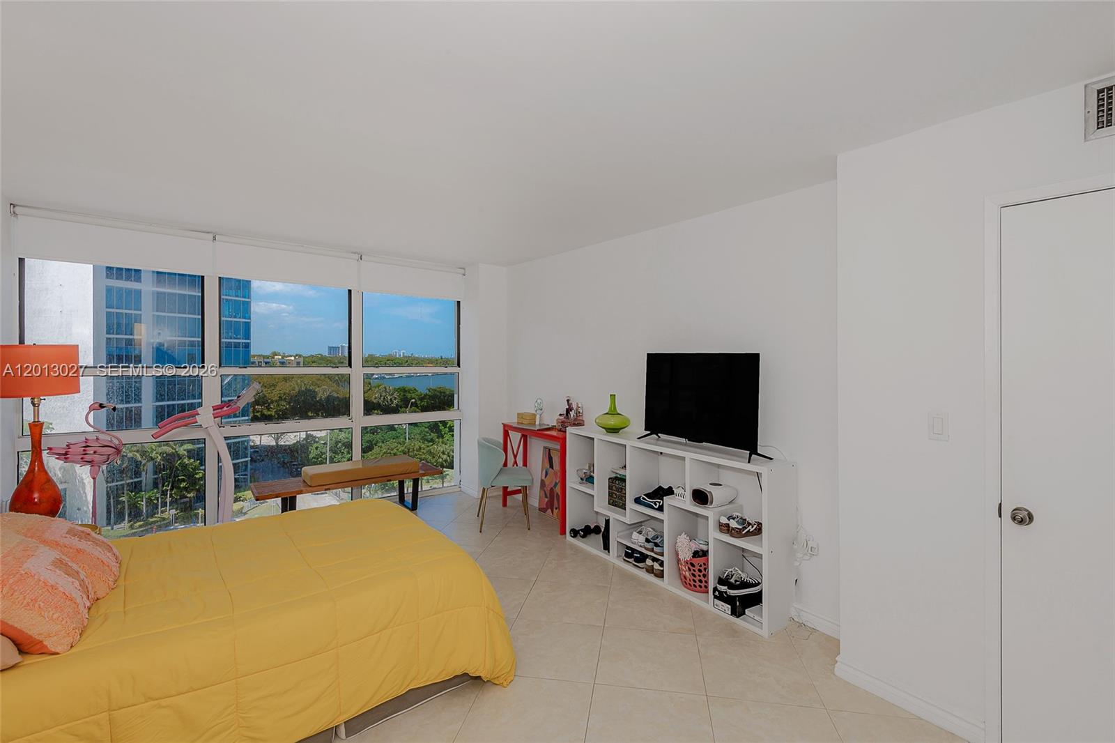CHARTER CLUB CONDO - Residential Lease