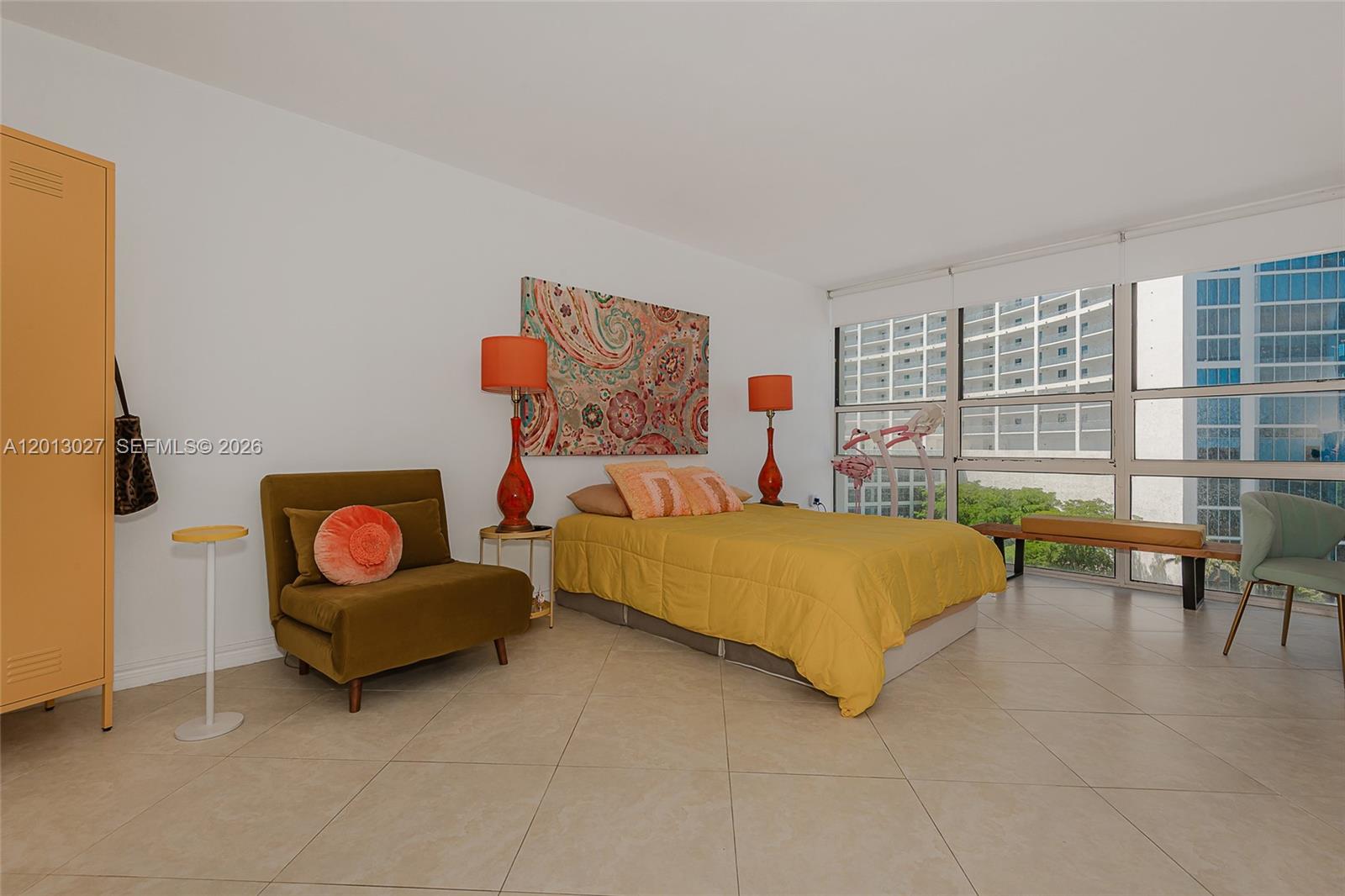 CHARTER CLUB CONDO - Residential Lease