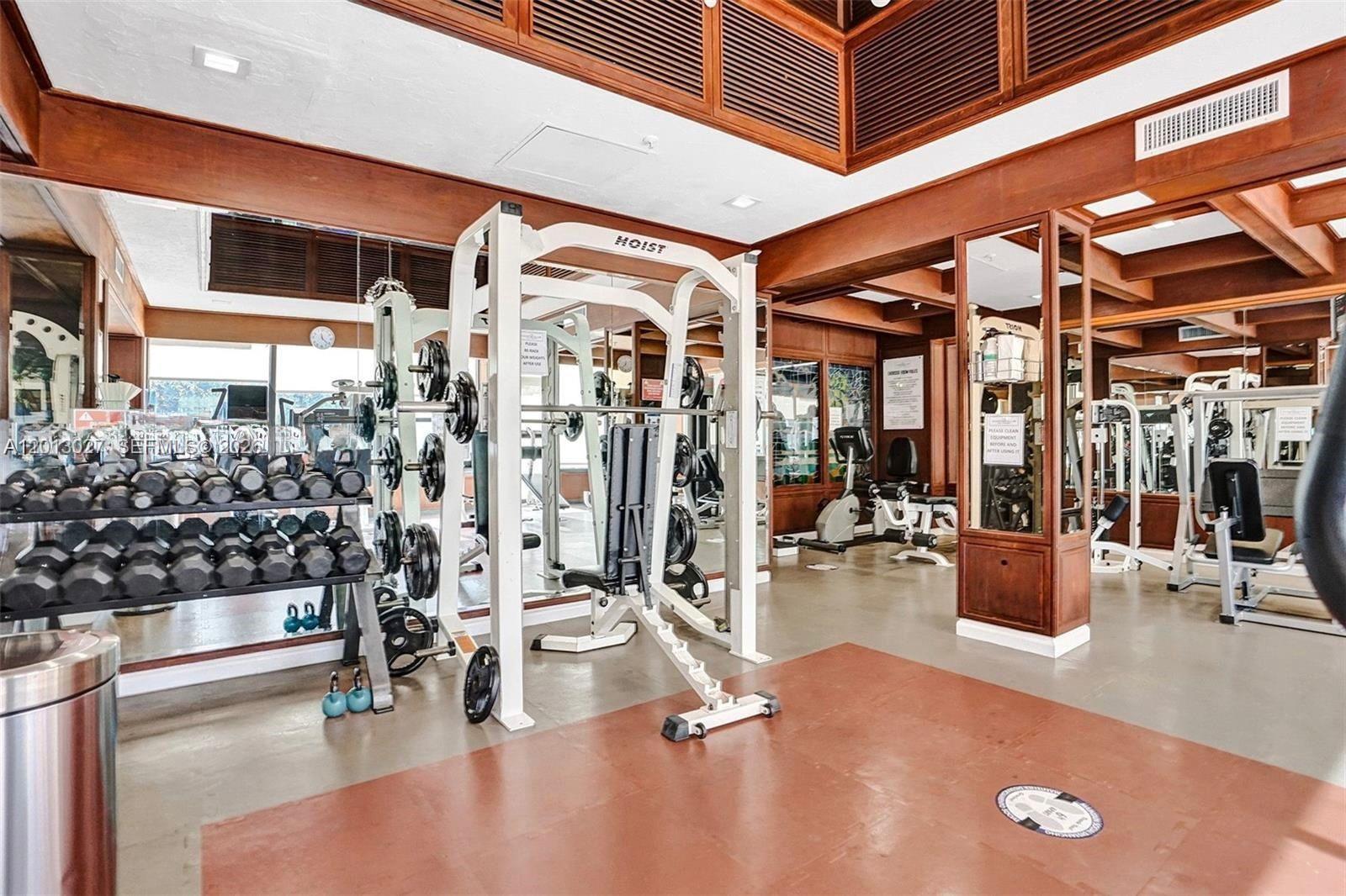 CHARTER CLUB CONDO - Residential Lease