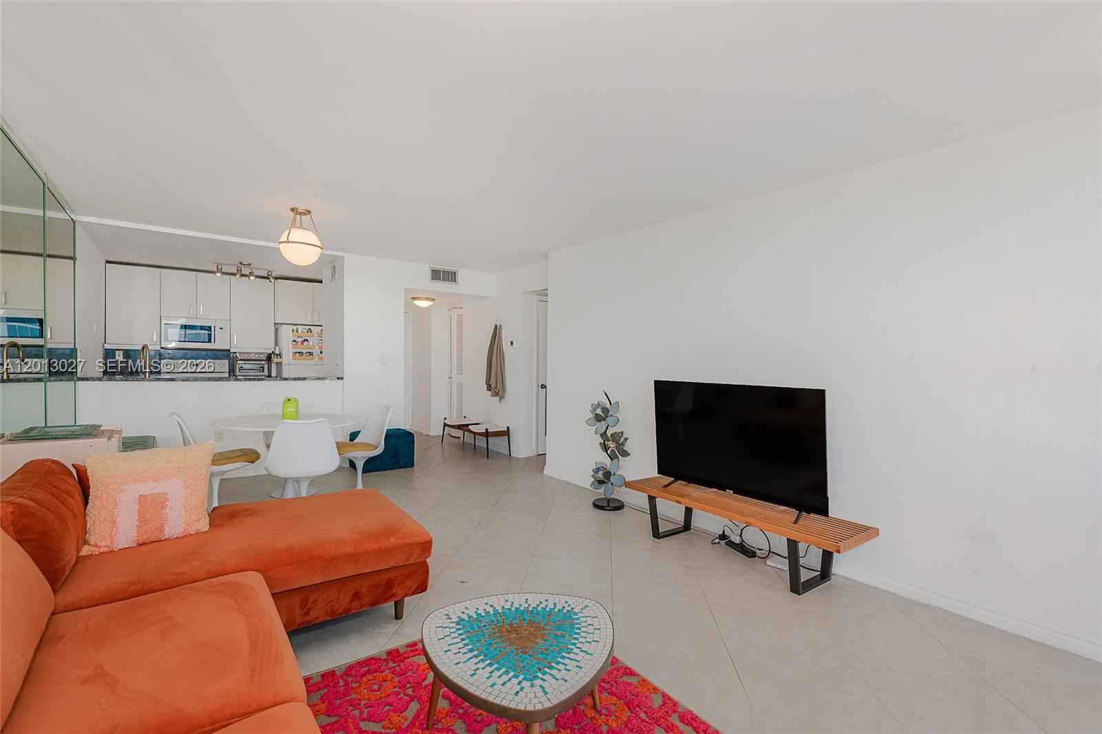 CHARTER CLUB CONDO - Residential Lease