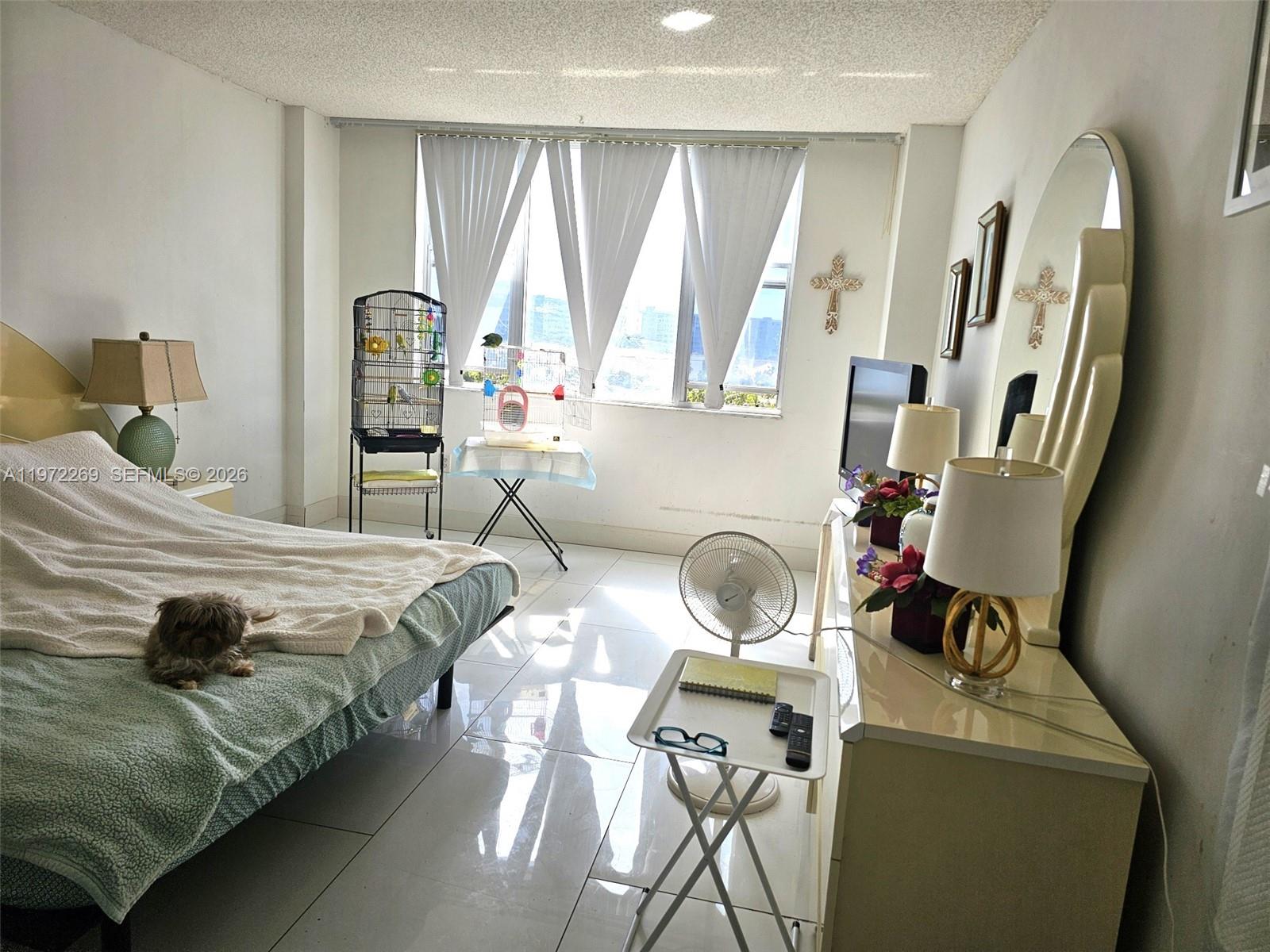 HILLCREST EAST NO 27 COND - Residential