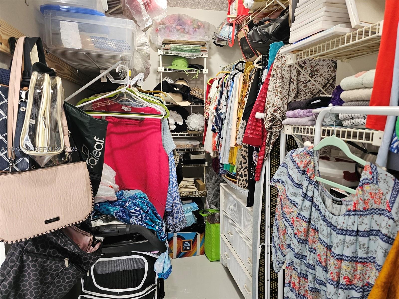 HILLCREST EAST NO 27 COND - Residential