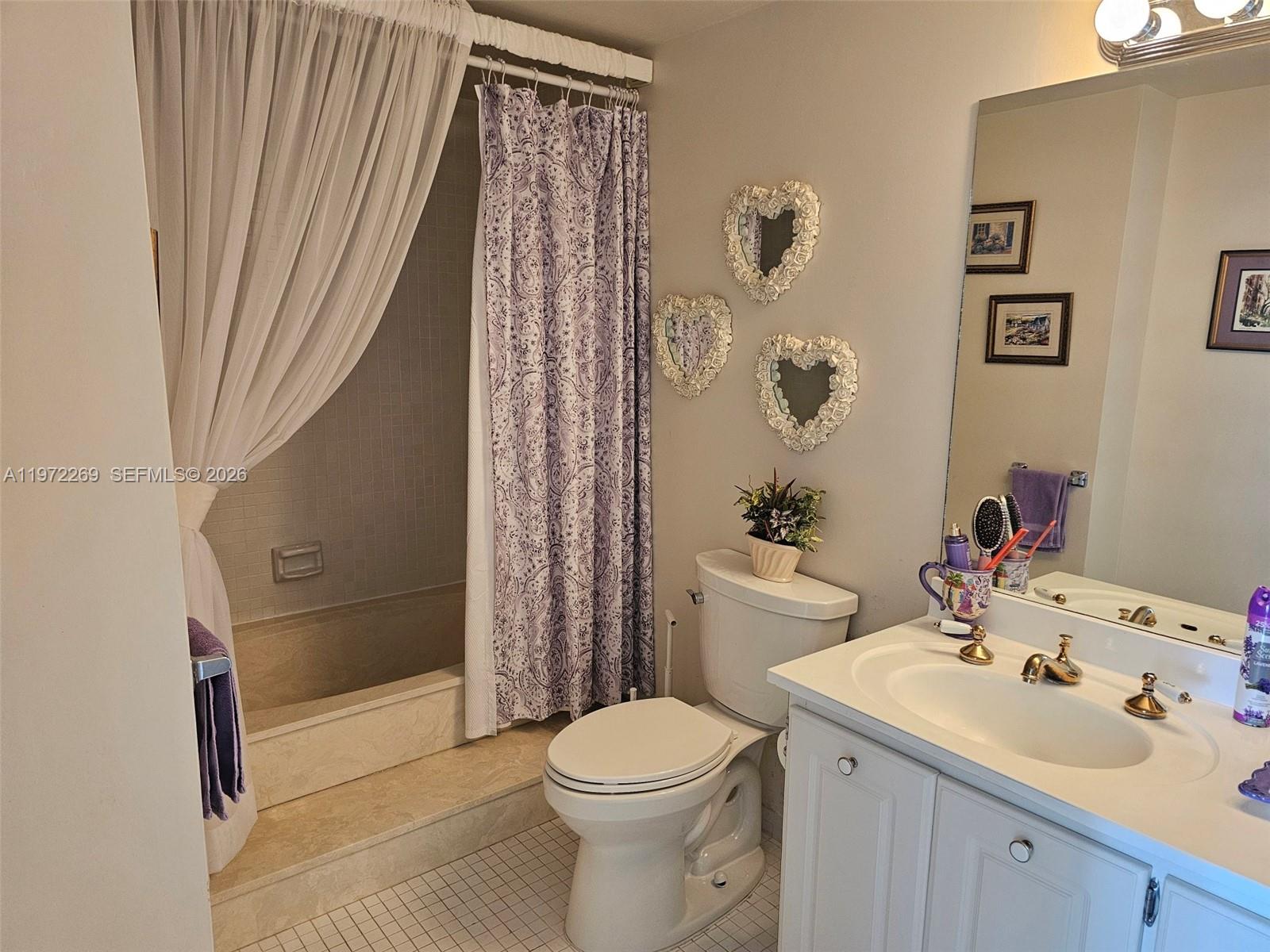 HILLCREST EAST NO 27 COND - Residential