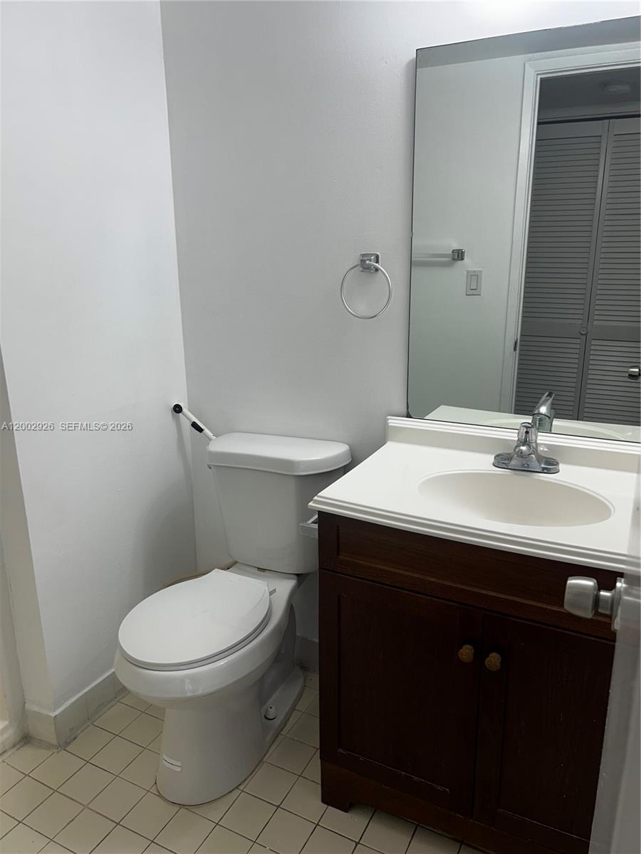 6955 NW 186th St F407