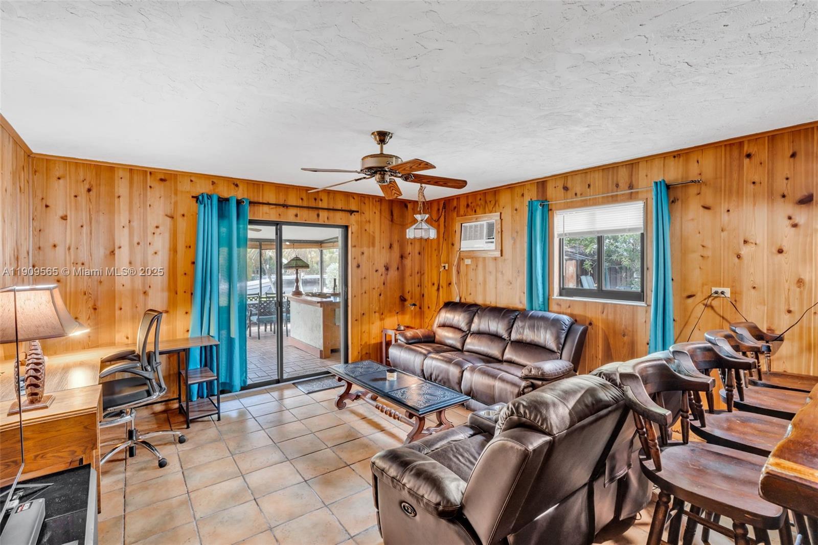 Twin Lakes - Residential