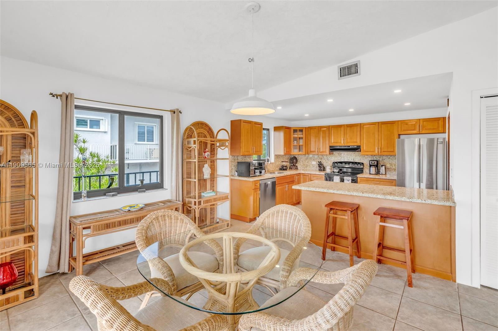 Twin Lakes - Residential