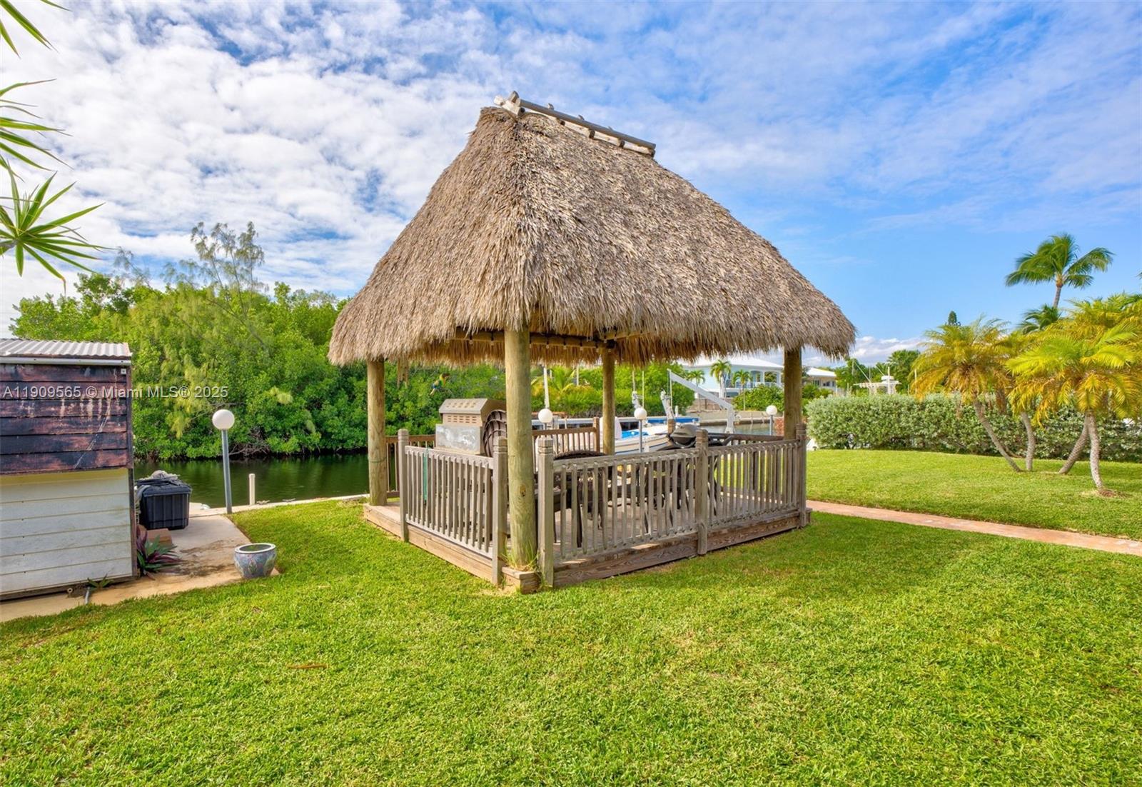 Twin Lakes - Residential