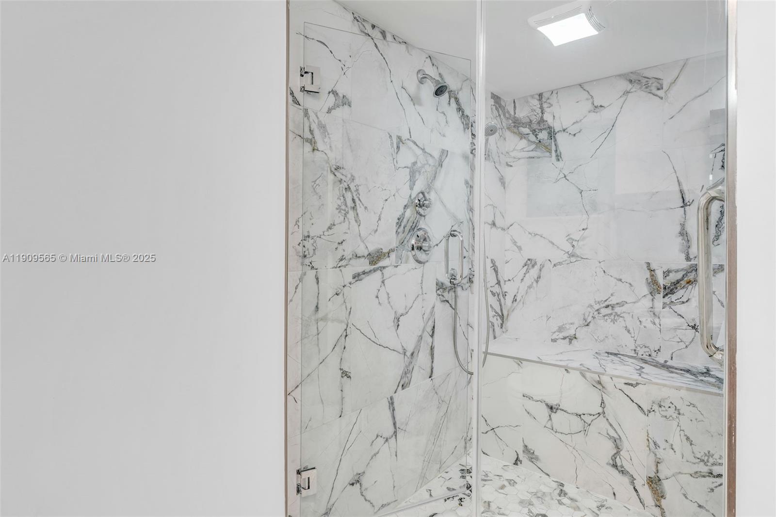 Twin Lakes - Residential